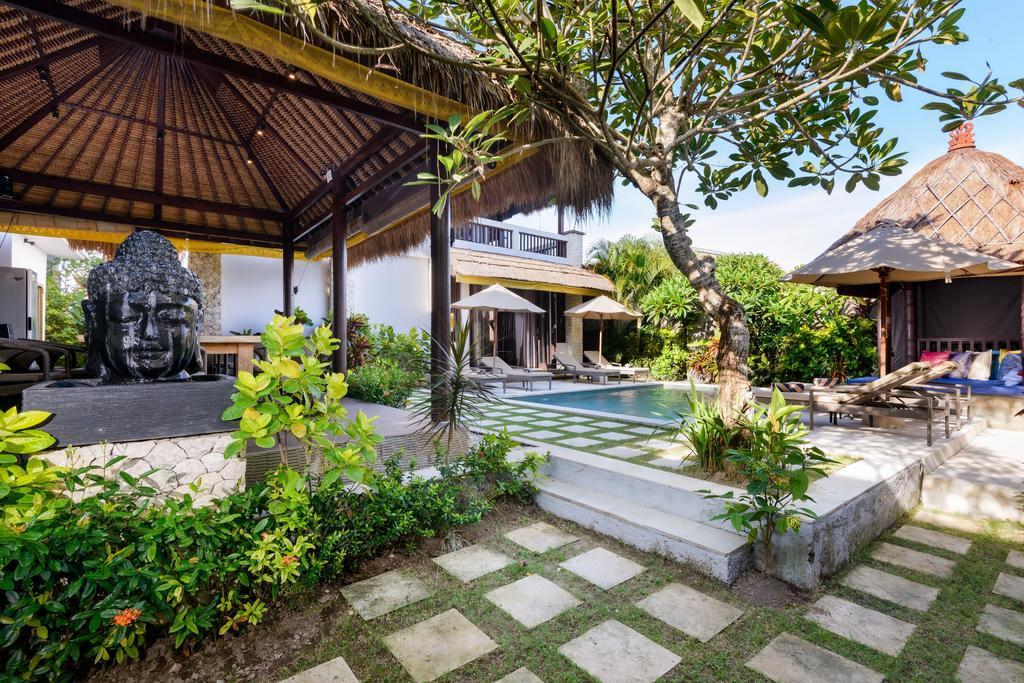Villa Coconuts Balangan Jimbaran